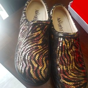 Allegra Brown Shoes